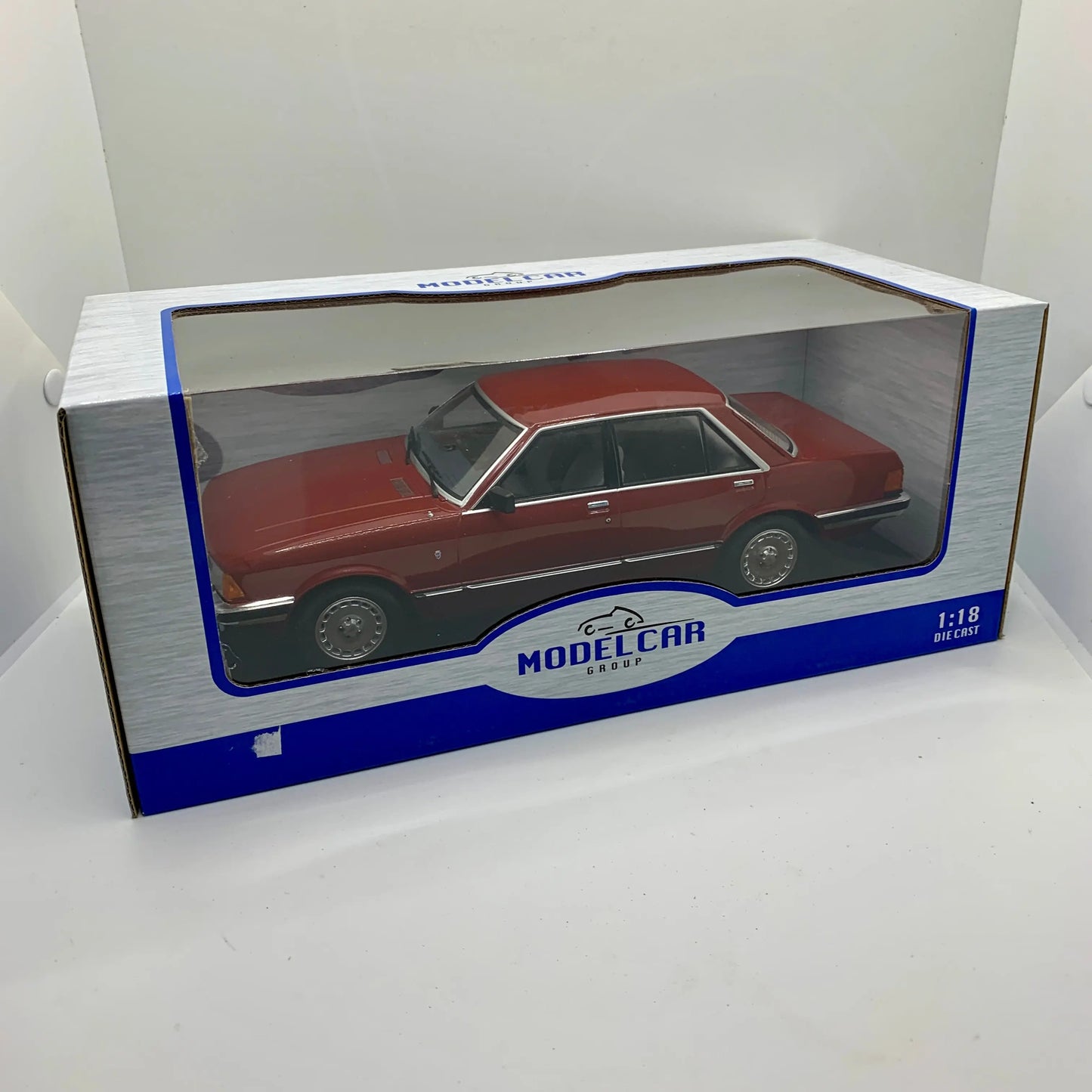 Ford Granada MK II Collectable Cars 1/18 Scale  Cars Stock Car & Banger Toy Tracks