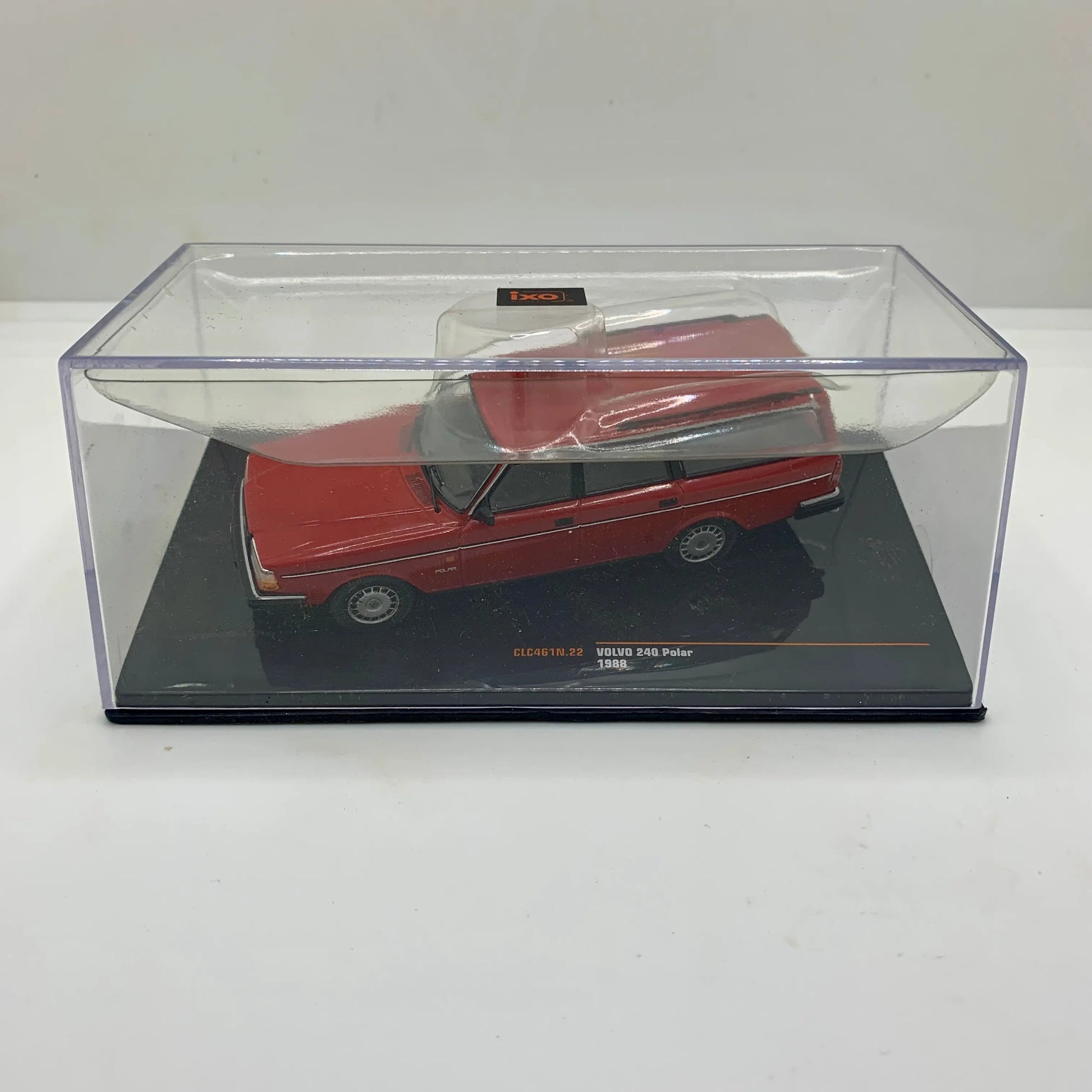 Iconic Volvo 240 Polar 1988 1/43 Scale  Cars Stock Car & Banger Toy Tracks