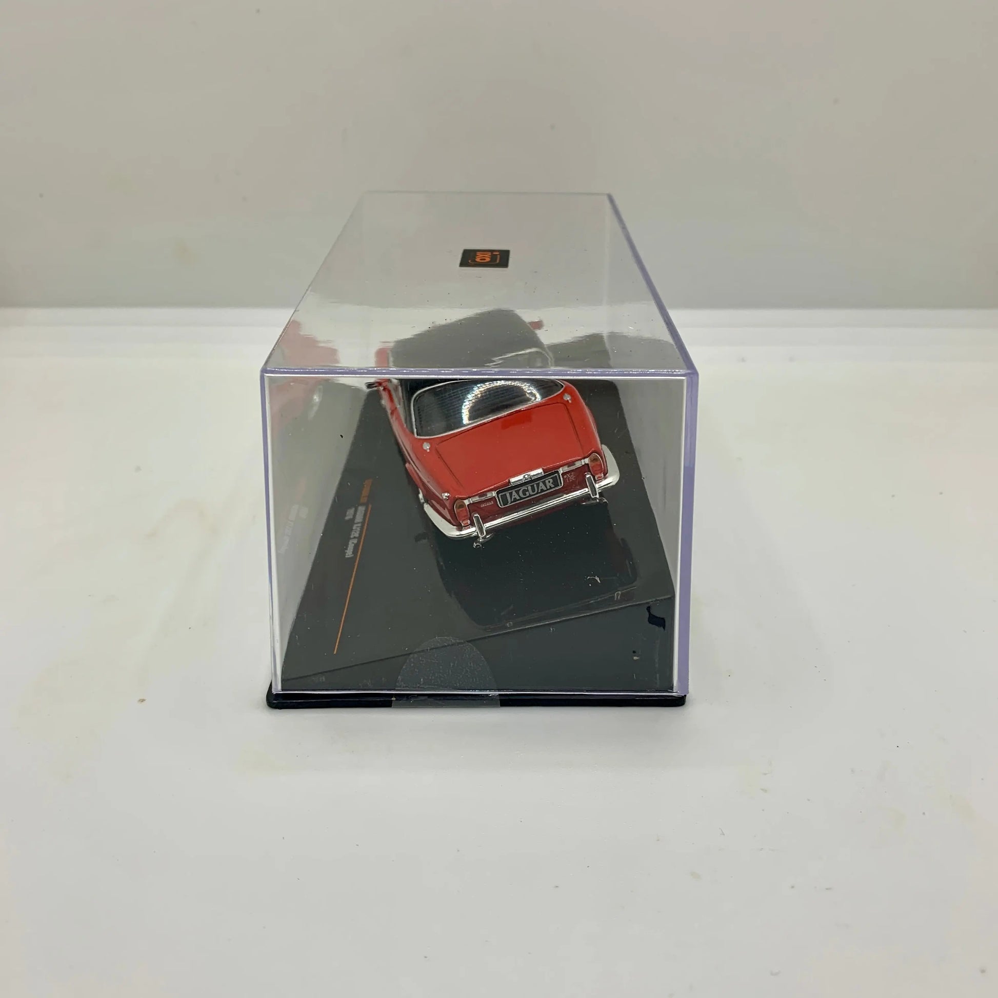 Iconic Jaguar XJ12C (Coupe) 1976 1/43 Scale  Cars Stock Car & Banger Toy Tracks