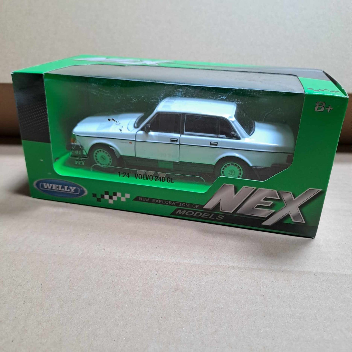 NEX Models Volvo 240 GL 1/24 Scale