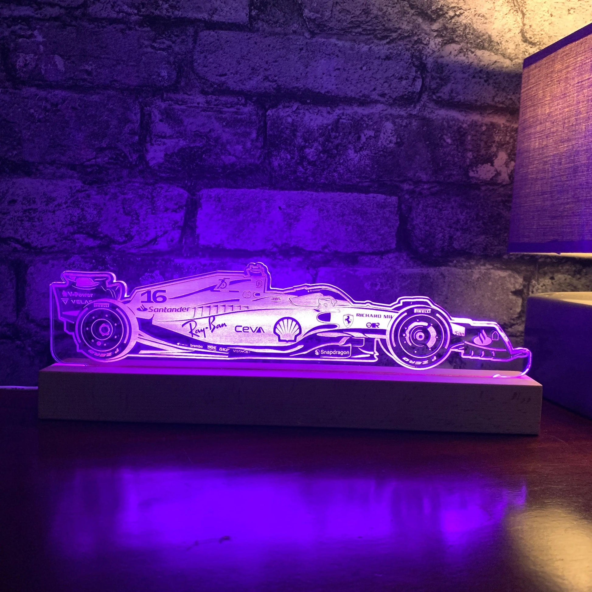 Ferrari - Charles Leclerc 16 F1 Night Light - Night Light - Stock Car & Banger Toy Tracks